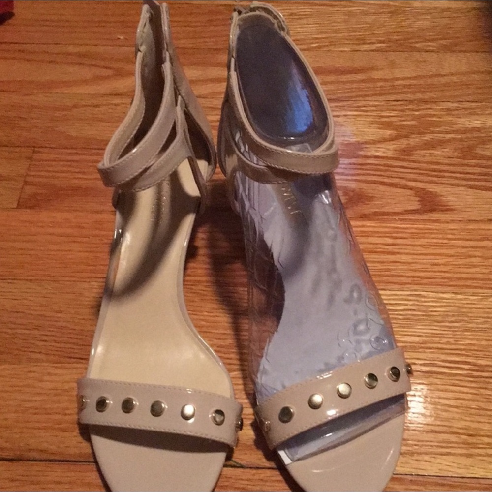 Nine West Beige Sandal